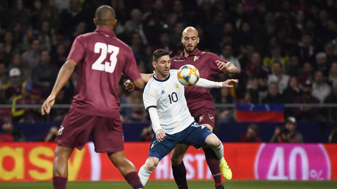 Venezuela arruinó el regreso de Messi a la Selección: Argentina perdió 3-1 en Madrid