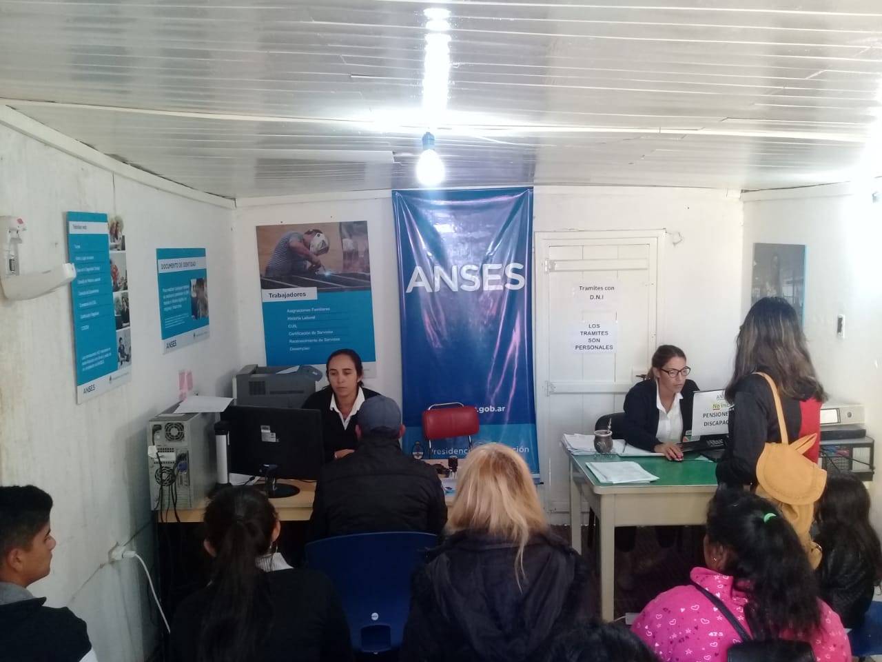 Luego de los anuncios nacionales sobre las nuevas medidas económicas, se registra gran movimiento en ANSES Esquina