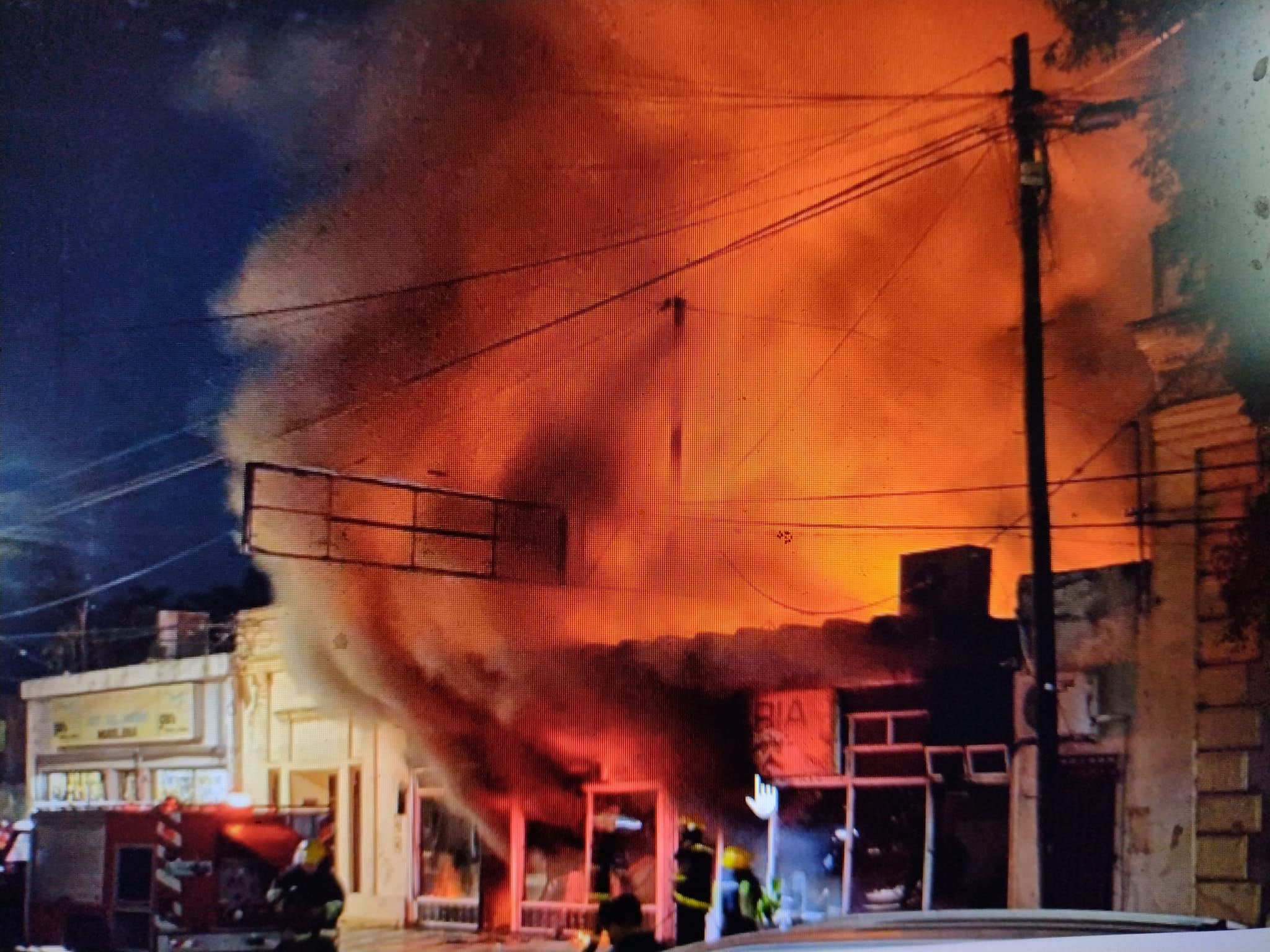 Se incendió una histórica panadería de la ciudad de Esquina