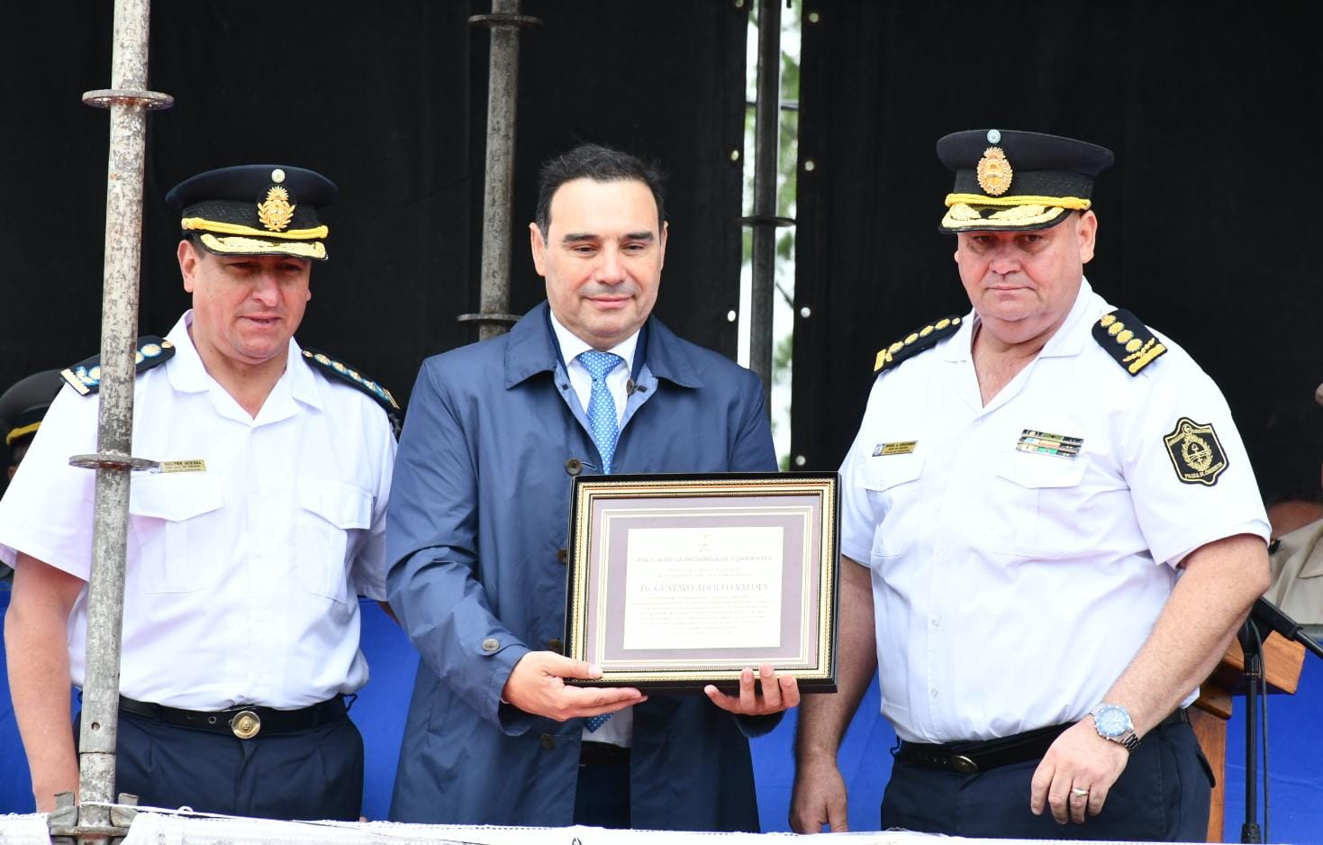 SE SUMAN 665 EFECTIVOS Valdés encabezó el acto de la 6° Promoción de cabos destacando el comienzo de "una nueva etapa más fortalecida de la Policía"