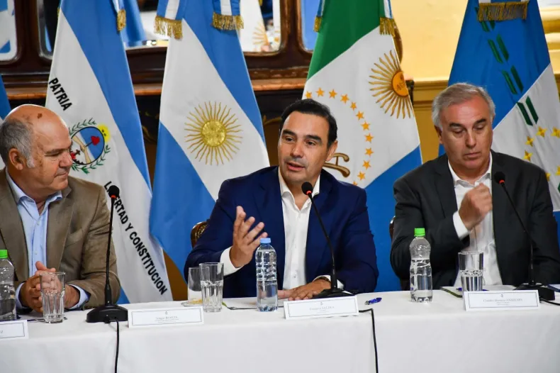 Valdés abrió la Primera Reunión Regional del NEA y tuvo palabras de elogios para Milei
