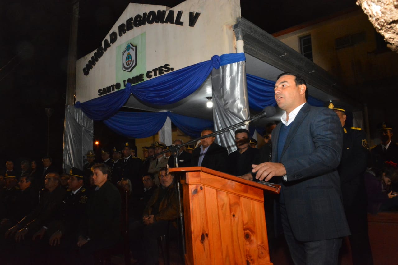 El gobernador Valdés encabezó el  ascenso a Policías en Santo Tomé