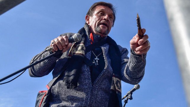Rosario: Un hombre con un cuchillo burló el operativo policial