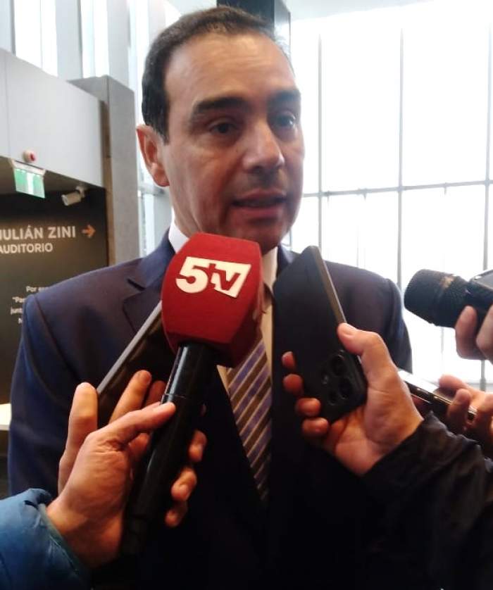 Valdés: "Hay que conceder al gobierno nacional la posibilidad de administrar"