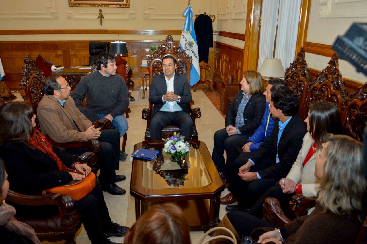 Intendente y Concejales de Sauce reunidos con Valdés
