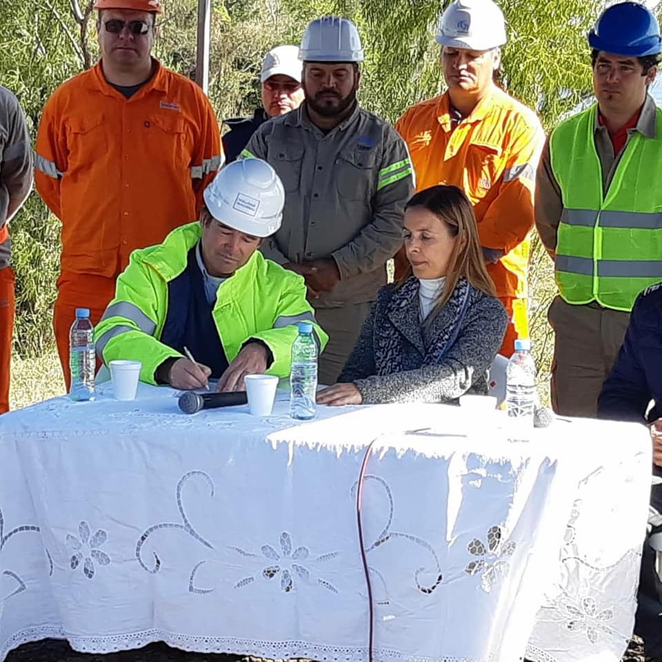 A casi un año del derrumbe, se firmó el inicio de obras para el nuevo puente sobre el arroyo Guazú