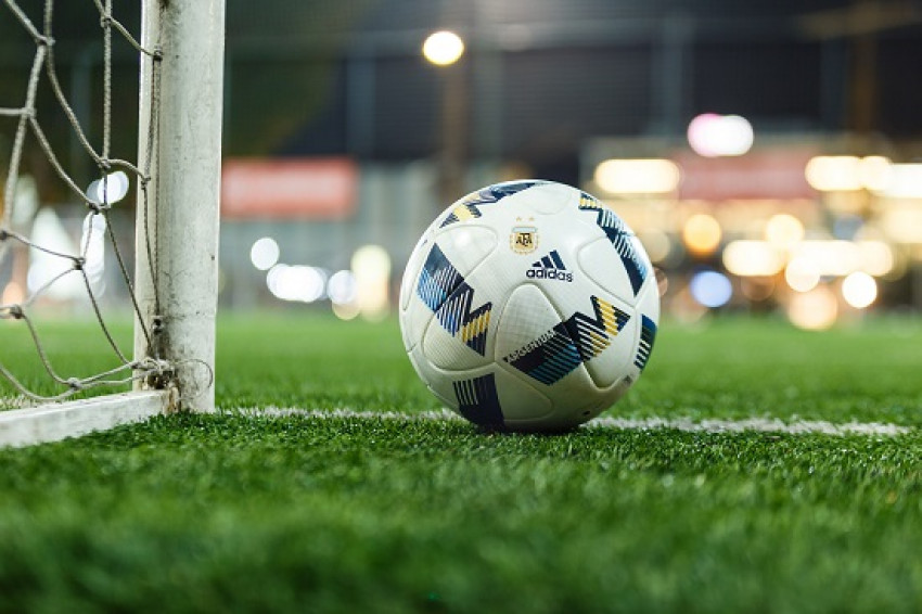 Agenda Deportiva del Fin de Semana en Esquina: Fútbol, Básquet y Futsal