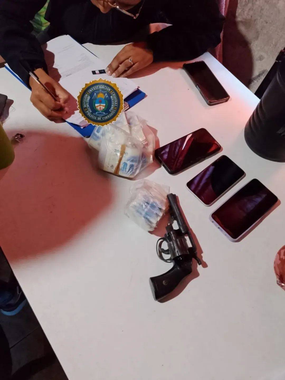 Golpe al narcomenudeo en Curuzú Cuatiá: secuestran más de $23 millones, un arma y celulares
