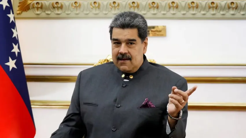 Maduro prohibió que los aviones de Aerolíneas Argentinas vuelen sobre Venezuela