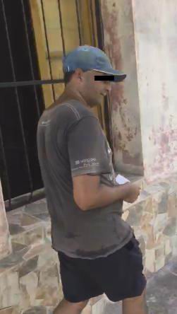 Hombre habría manoseado a una muchacha en plena vía pública