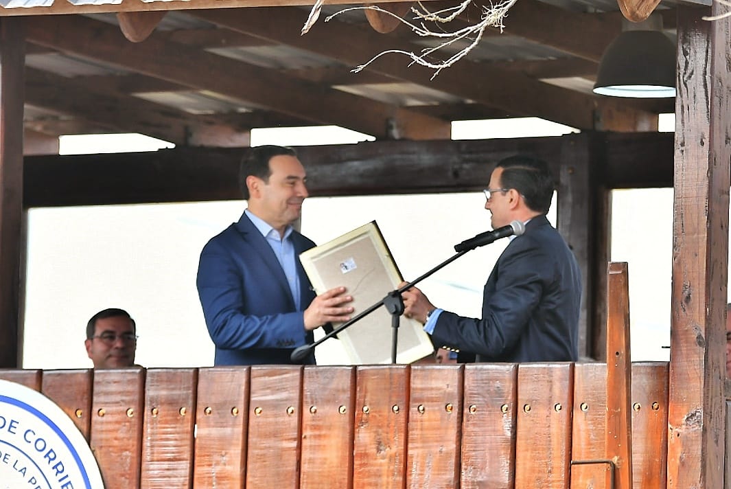 Valdés en la exposición rural, con guiño sobre inversiones al campo