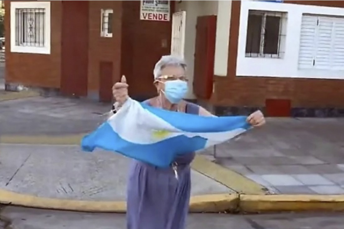Murió "Abuela lalala", la jubilada que se hizo viral en el Mundial 2022