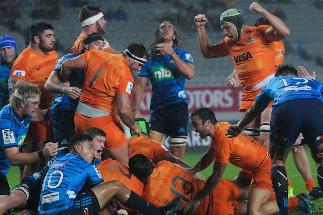 Otro golpe de los Jaguares: vencieron 20-13 a Blues en el Eden Park y se llevaron su tercer triunfo seguido