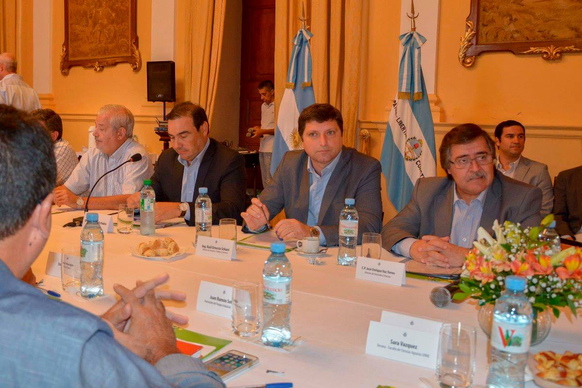 Bitrenes y biomasa son las estrellas de la Mesa Foresto-industrial