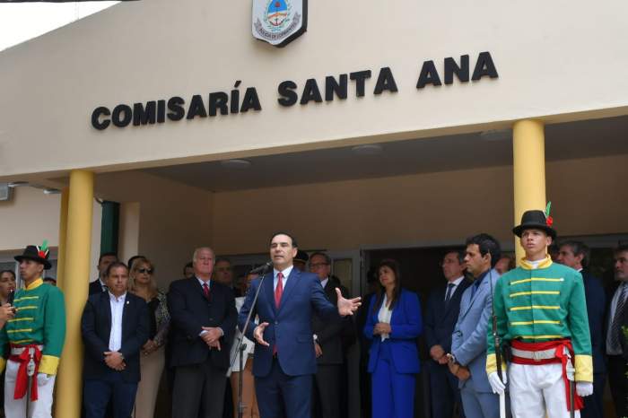 Gustavo Valdés inauguró una Comisaría en Santa Ana