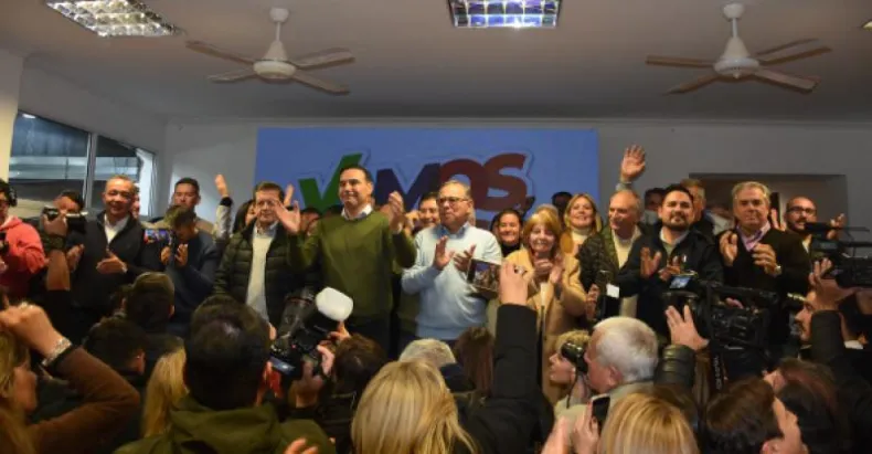 Valdés presentó Vamos Corrientes, la alianza más amplia de la provincia