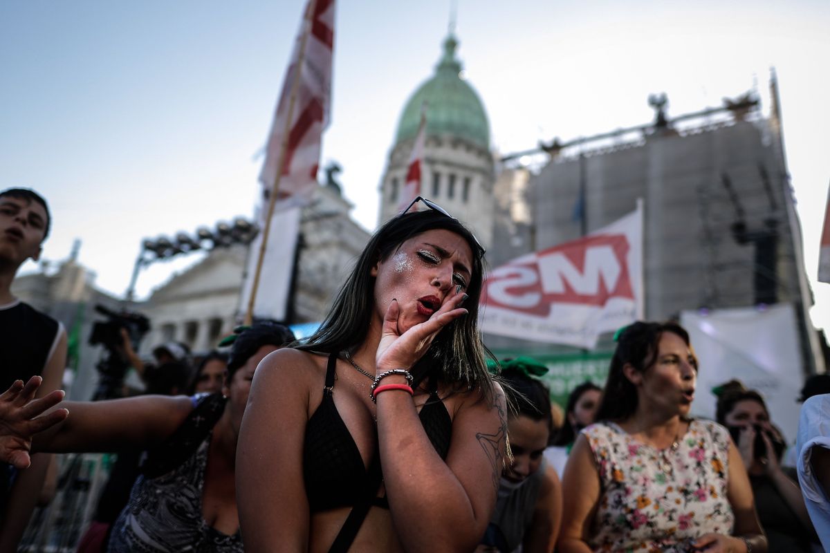 Galería de fotos: alegría verde y tristeza celeste tras la media sanción al aborto legal