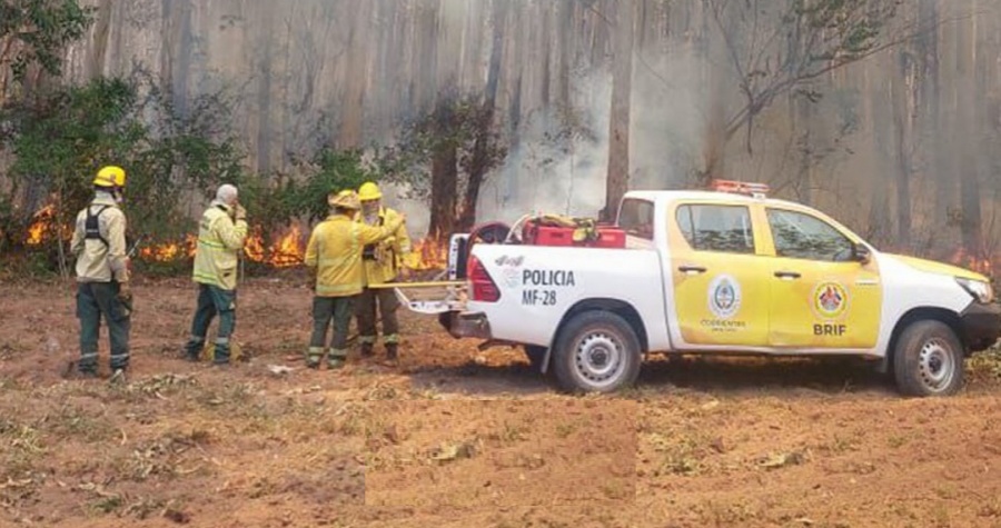 Riesgo extremo de incendios: Esquina bajo alerta máxima