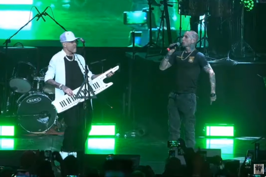 Emanuel Noir de Ke Personajes apareció de sorpresa en un show de Néstor En Bloque