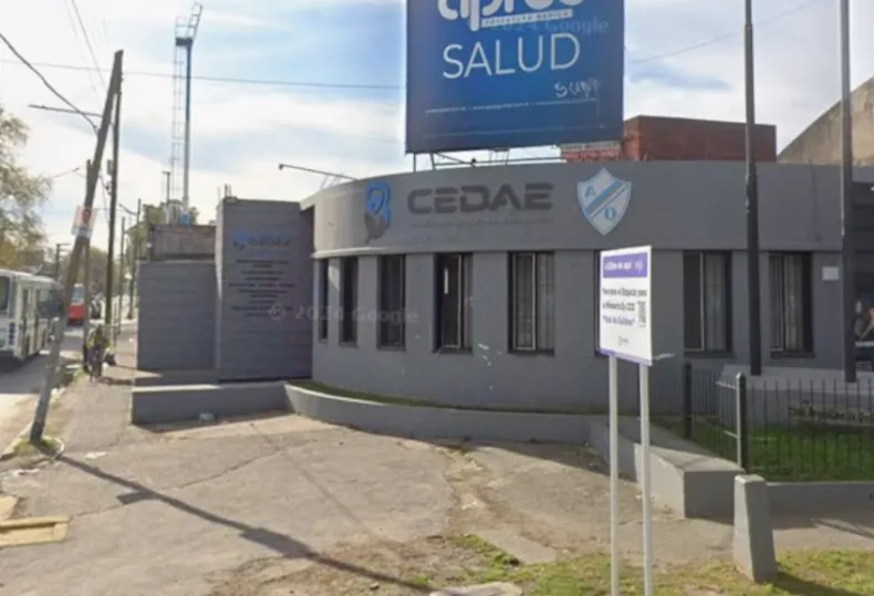 A un niño de 8 años se le cayó un arco de handball encima y está con muerte cerebral