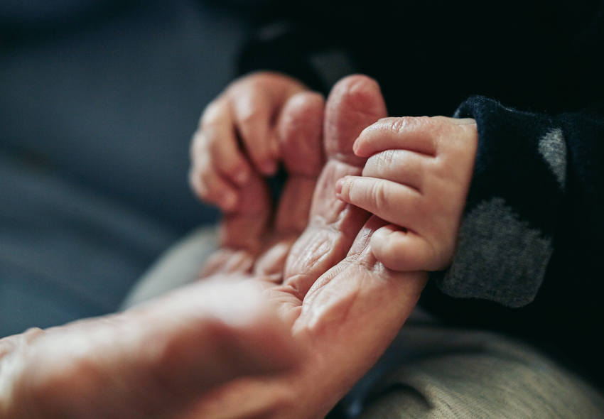 El padre no cumplió con la cuota alimentaria y ahora deberán pagar los abuelos