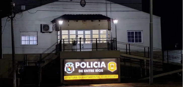 Entre Ríos: encontraron una cámara oculta en el baño de mujeres de una comisaría