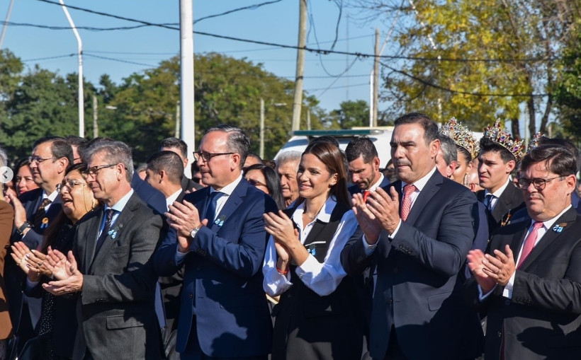 El gobernador Valdés celebró el bicentenario de Bella Vista
