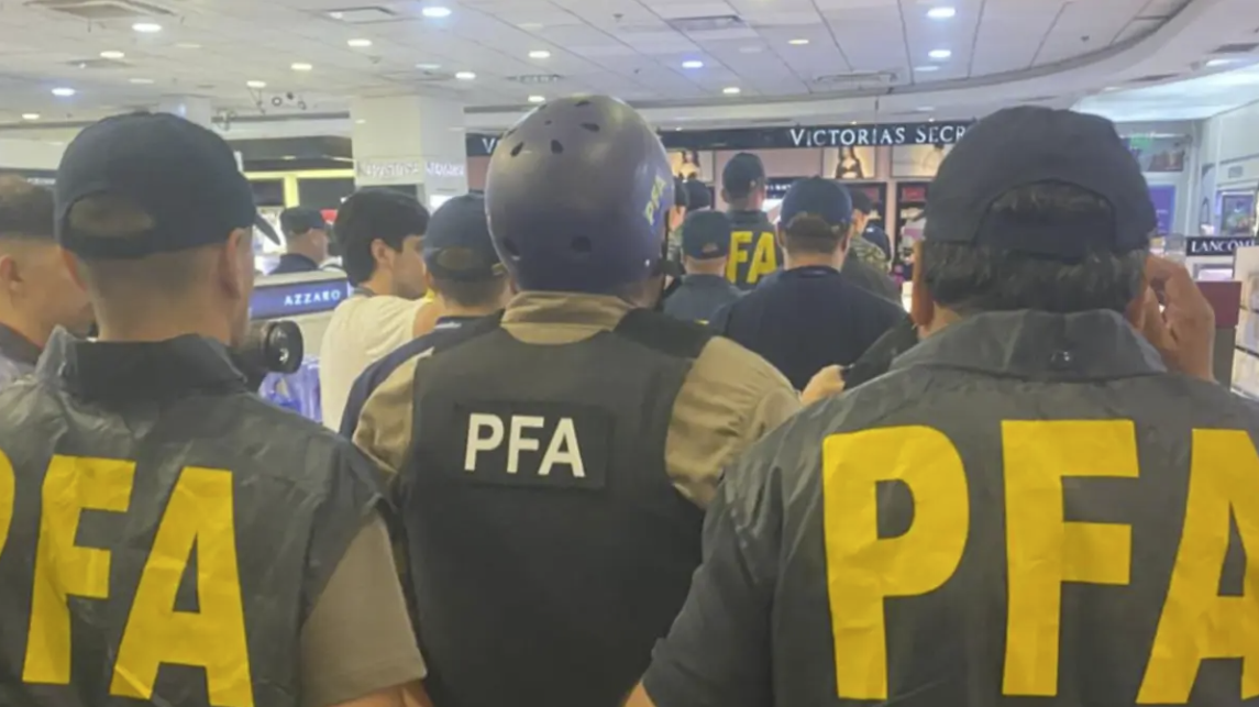 Expulsaron de la Argentina al peligroso sicario vinculado al "Tren de Aragua" capturado en Corrientes