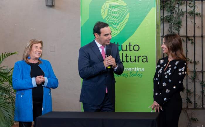 Lourdes Sánchez: "La programación tiene que ser tanto local como nacional"