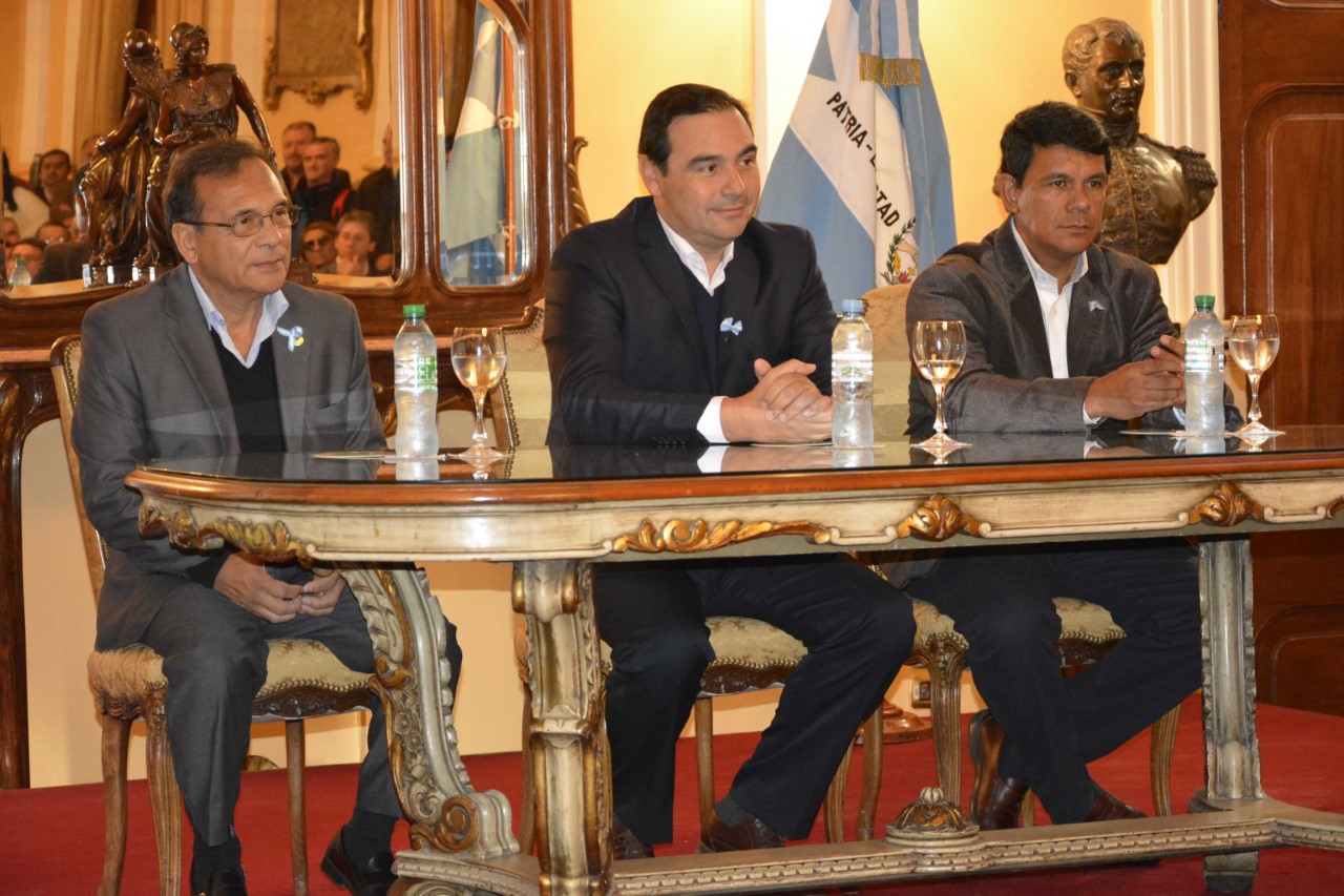 Valdés apunta a una salud pública de excelencia a  través de la modernización y la calidad de gestión