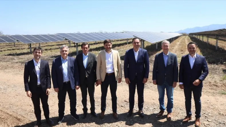 Provincias Unidas lanzó fuertes críticas al kirchnerismo y a Milei: "Está paveando tocando la guitarra"
