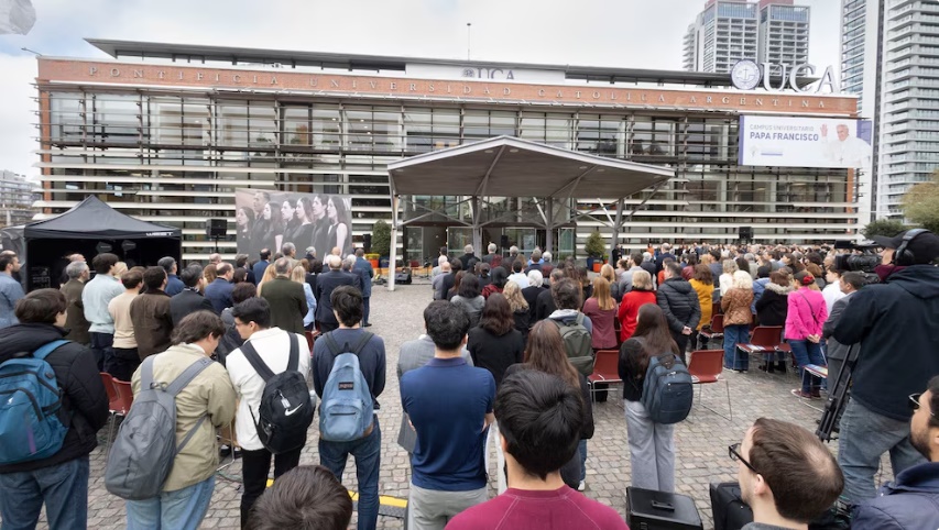 La UCA denominó “Papa Francisco” a su campus de Puerto Madero
