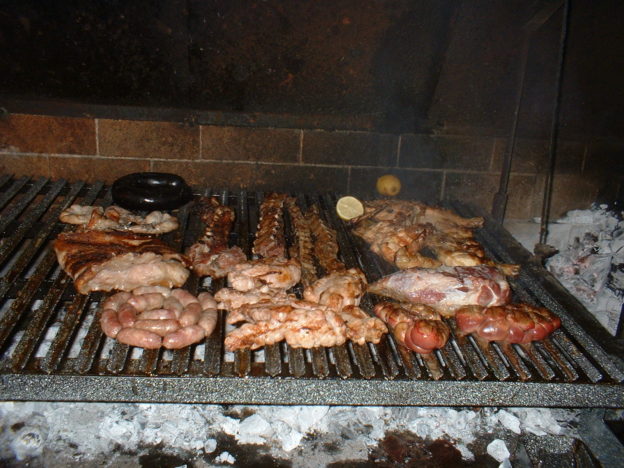 Aseguran que cada vez se consume menos asado en Corrientes