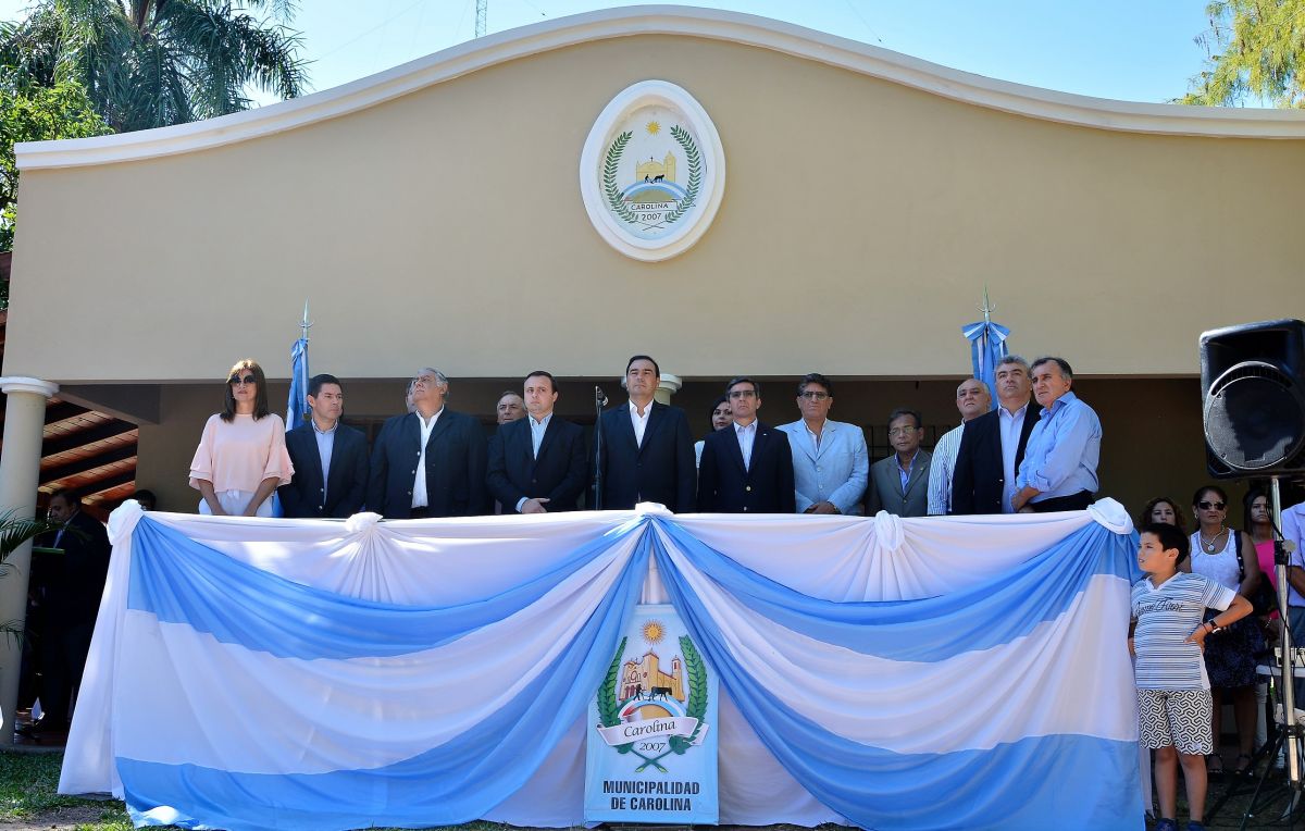EL GOBERNADOR VALDÉS ENCABEZÓ EL 10° ANIVERSARIO DE CAROLINA