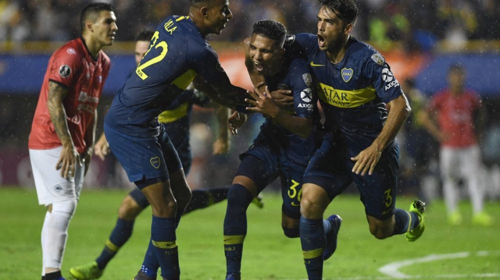Boca goleó 4-0 a Wilstermann y quedó en el segundo puesto