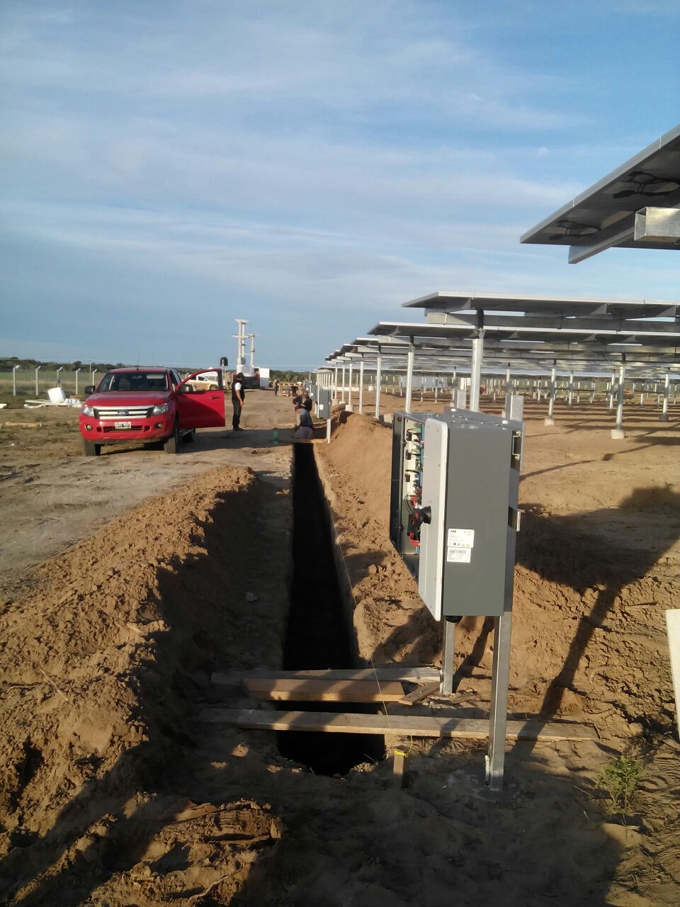 Paraje Malvinas: En este mes se pondrá en funcionamiento los paneles solares