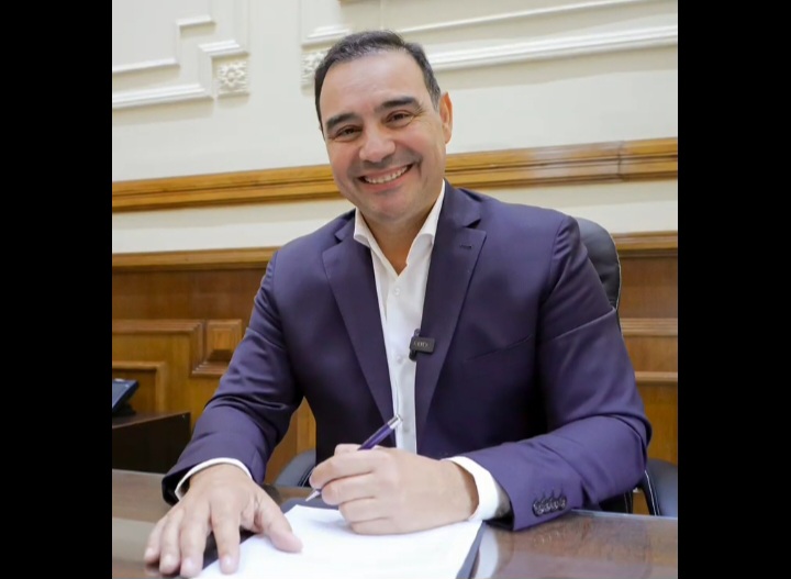 Visita del Gobernador Gustavo Valdés a Esquina, este martes