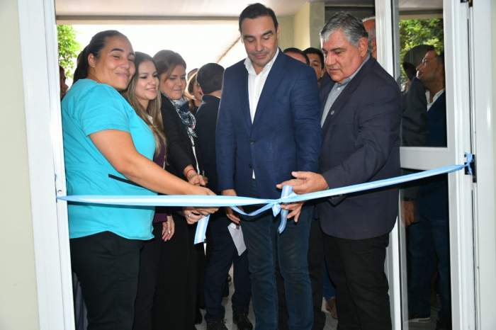 Valdés inauguró el Servicio de Pediatría del Hospital de Saladas