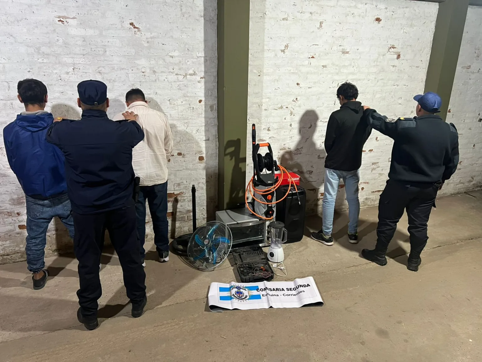 Robo calificado en Esquina: demorados tres jóvenes tras allanamientos