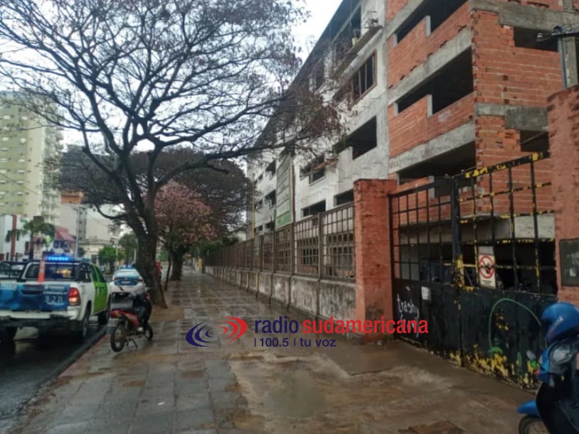 Corrientes: murió un obrero tras caer del cuarto piso de una obra en construcción