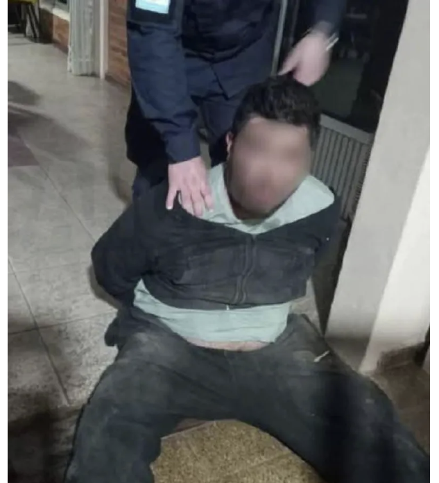 Salió a robar drogado, lo atraparon y murió en la guardia del hospital