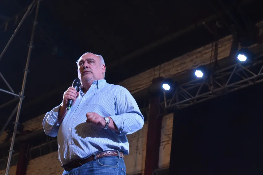 Colombi: "Si Milei gana, dura 6 meses en el poder"