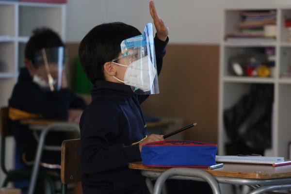 Clases presenciales: "Es clave el avance de la vacunación"