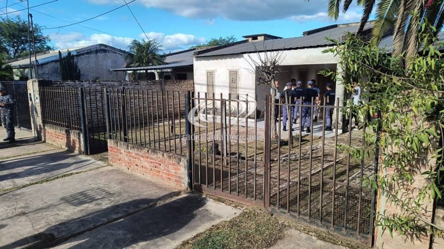Hallaron a un hombre muerto en su casa en Chaco: tenía los pies atados