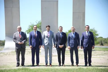 Gustavo Valdés suscribió el Tratado de Integración de la región Litoral