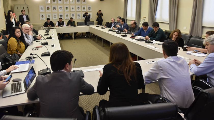 La mayoría de los gremios de docentes universitarios aceptaron la propuesta del Gobierno