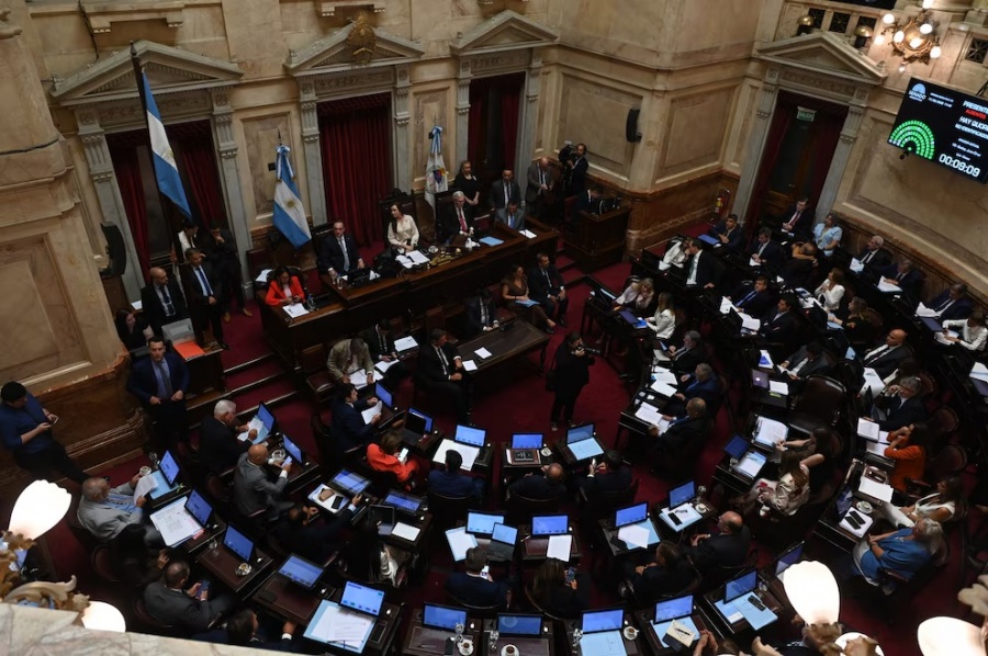 Nación obtuvo la media sanción de la reforma laboral en el Senado