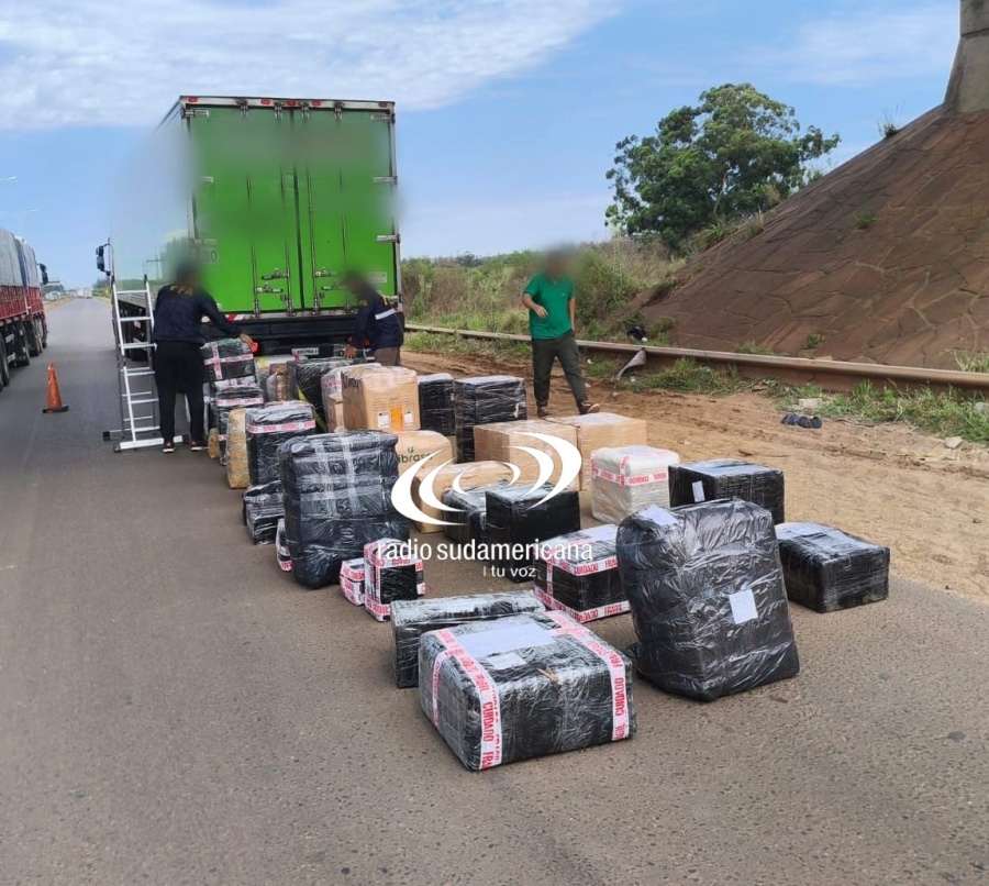 Un camionero trasladaba millonario cargamento de mercadería ilegal