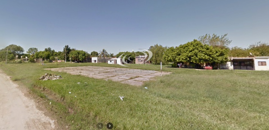 Una joven de 22 años fue apuñalada, la encontraron en una plaza e investigan a su ex pareja