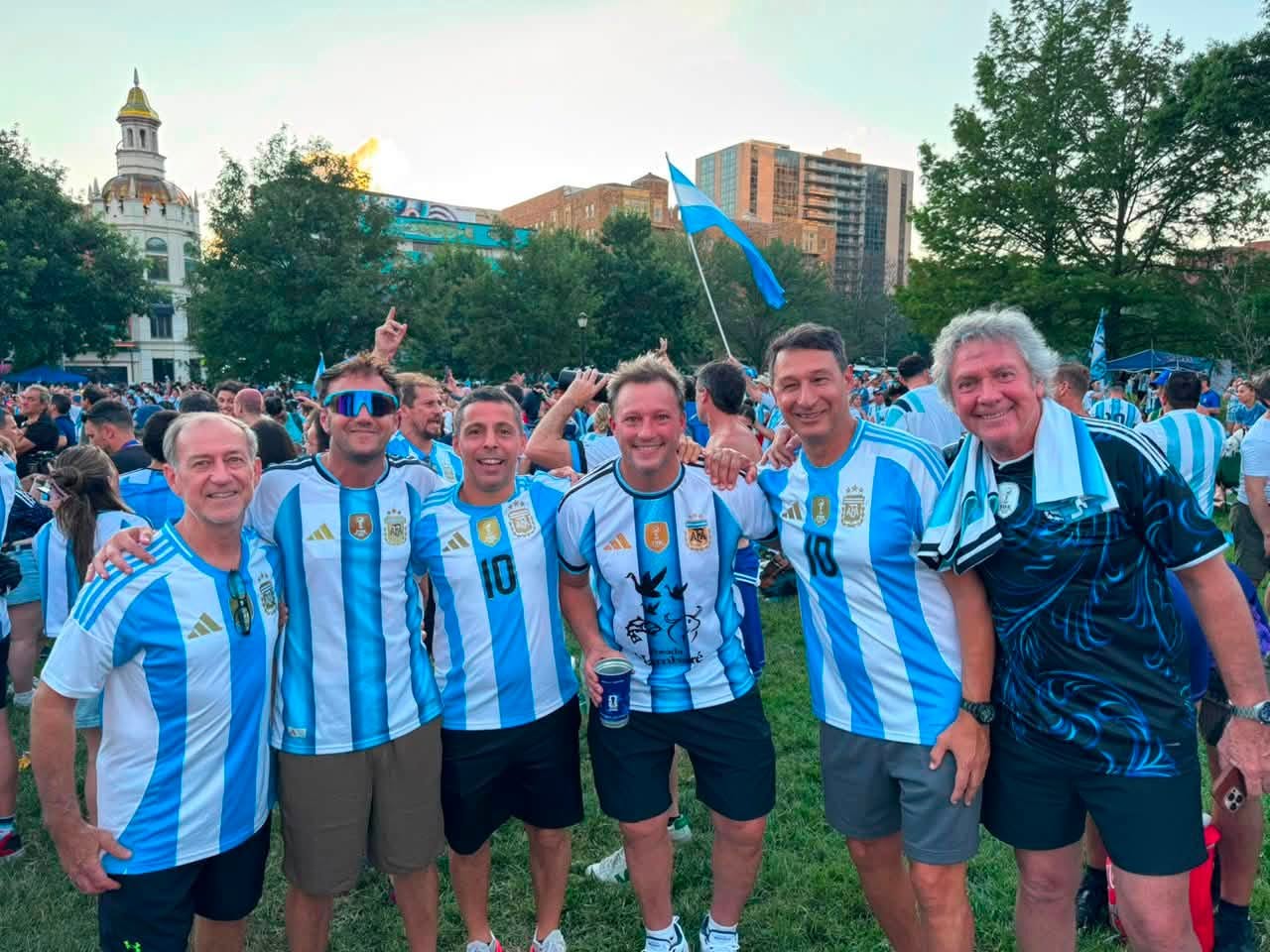 Experiencia de un esquinense en el Mundial: De la tensión a la fe de cara a la semifinal